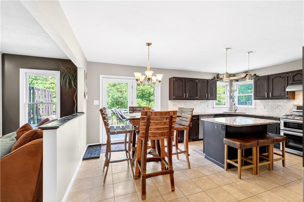 7020 Franklin Road Seven Fields, PA 16046 - Photo 7 of 36