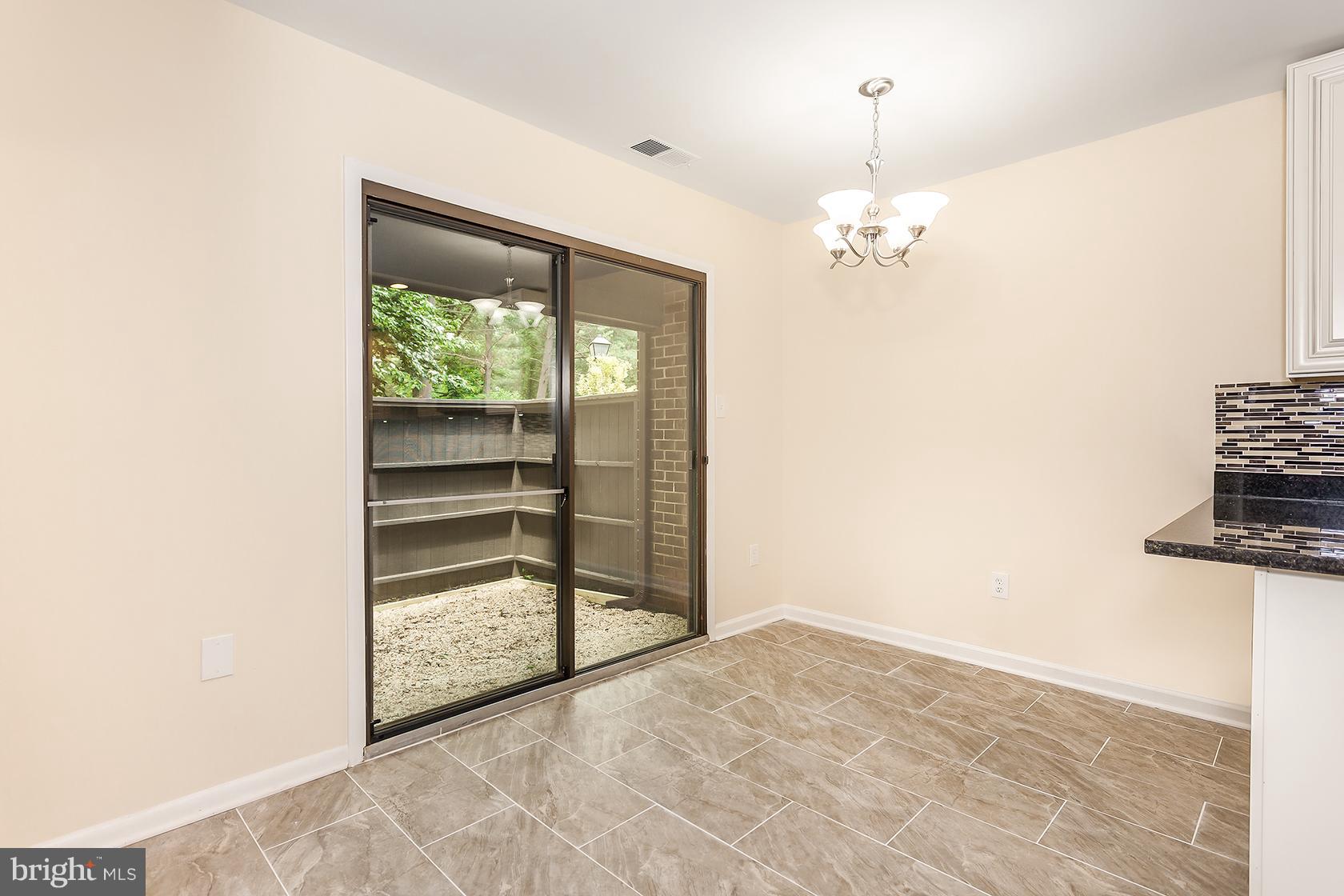 2047 Approach Lane Reston, VA 20191 - Photo 26 of 28 Kitchen
