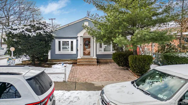 $850,000 | 128-66 238th Street | Laurelton