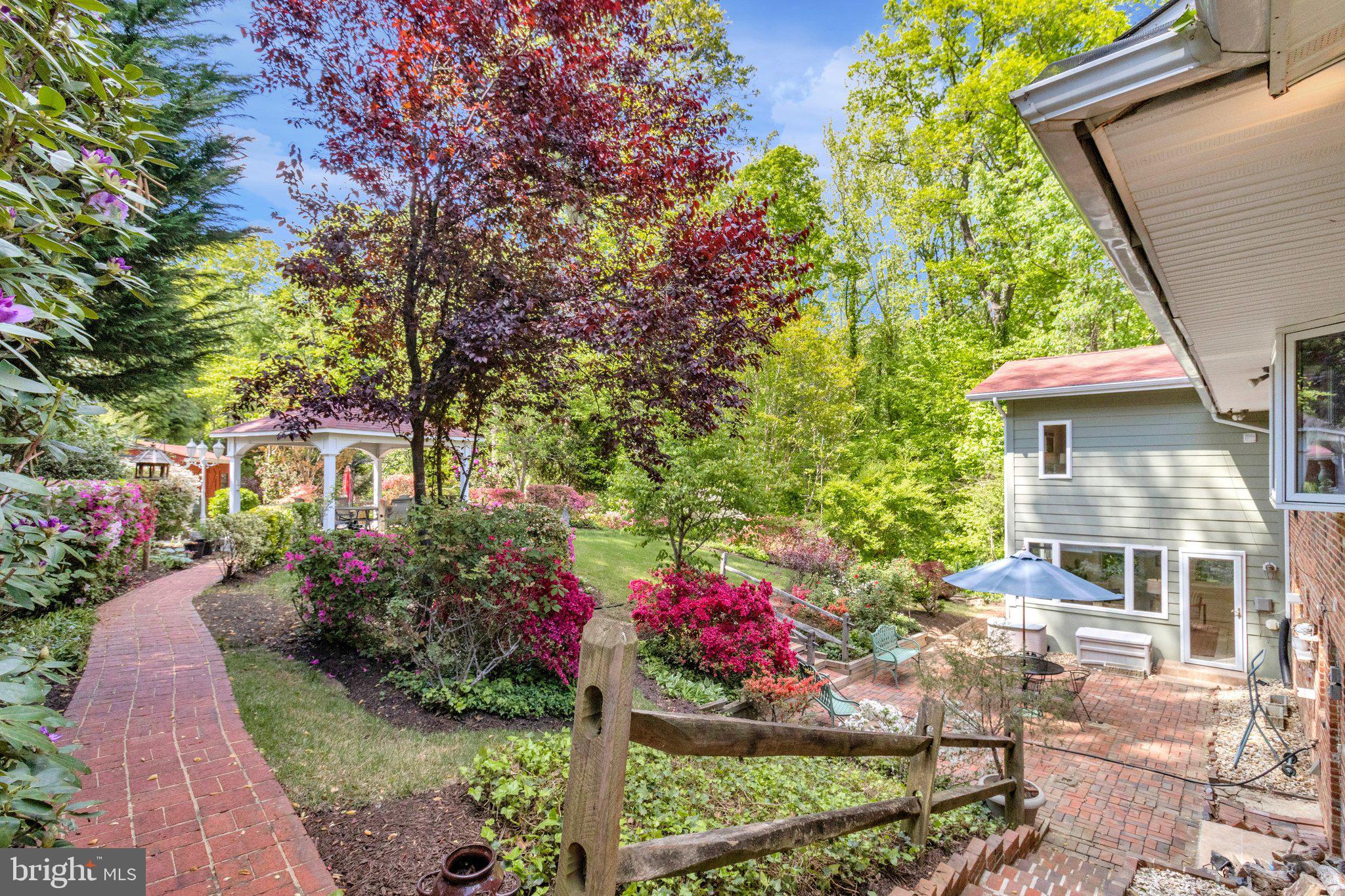 6400 Julian Street Springfield, VA 22150 - Photo 50 of 71 Gorgeous landscaping