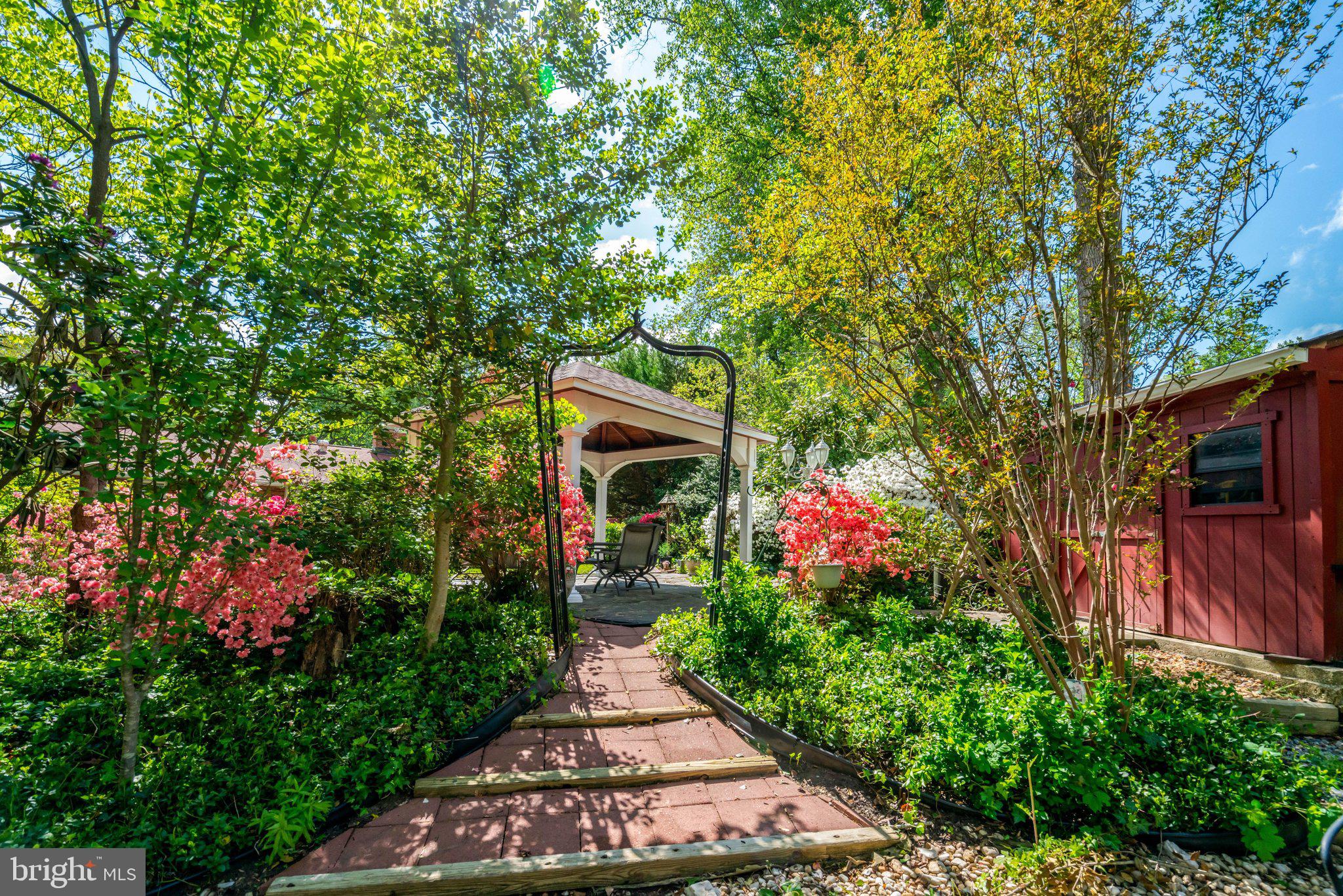 6400 Julian Street Springfield, VA 22150 - Photo 59 of 71 Step into a dream!
