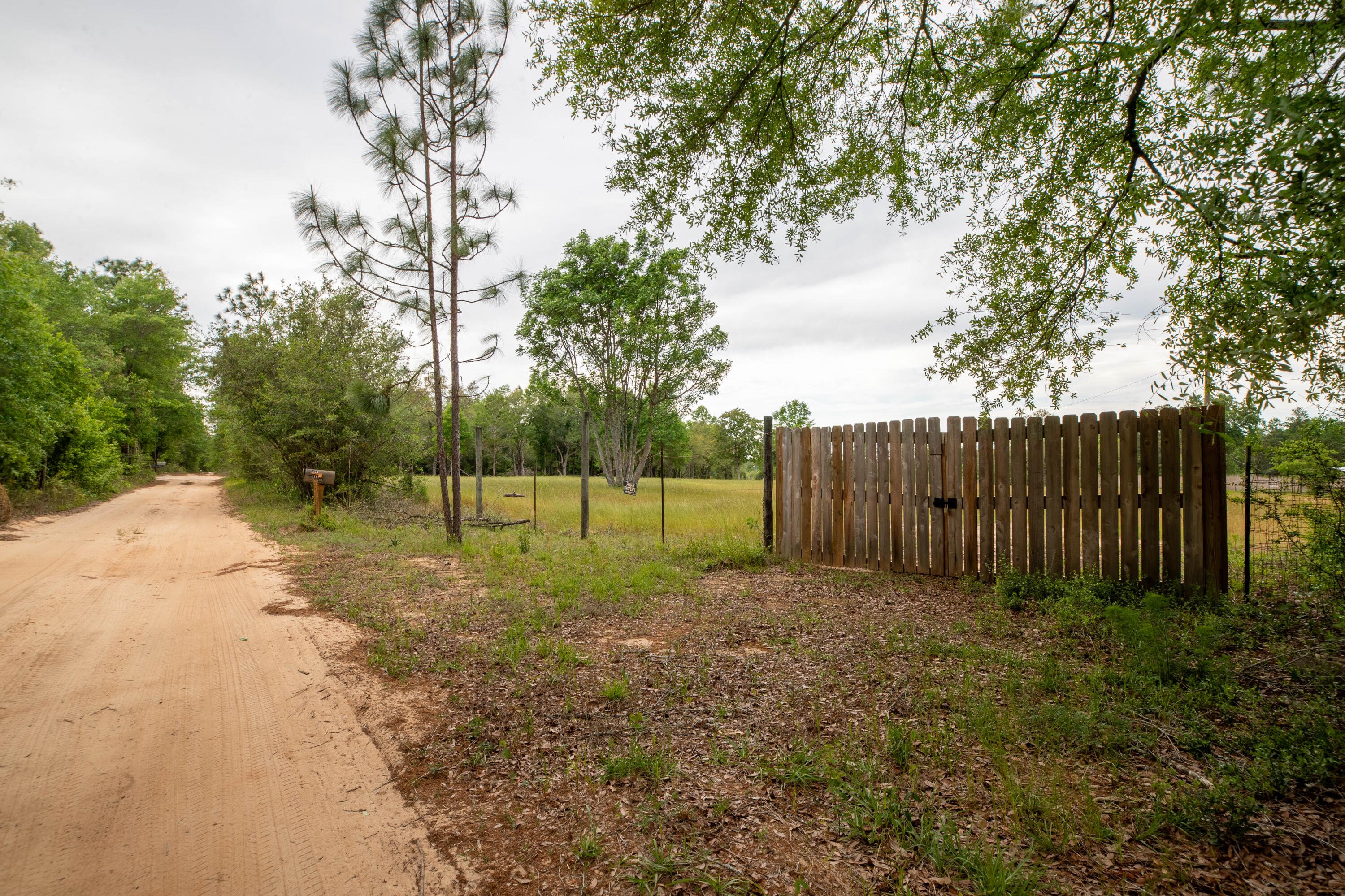 150 Janice Lane Crestview, FL 32539 - Photo 11 of 16 MKM_7471-HDR