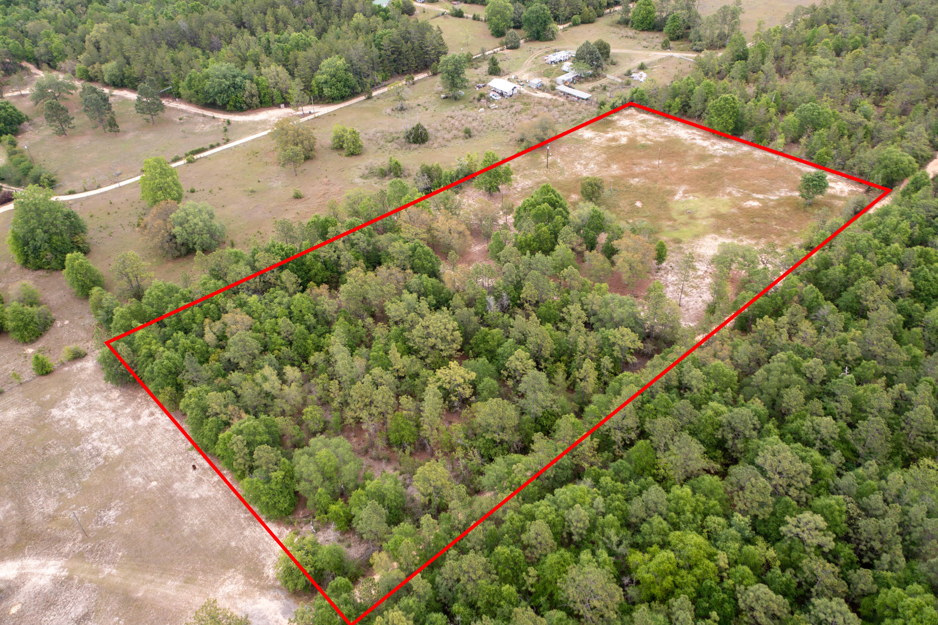150 Janice Lane Crestview, FL 32539 - Photo 3 of 16 DJI_0200