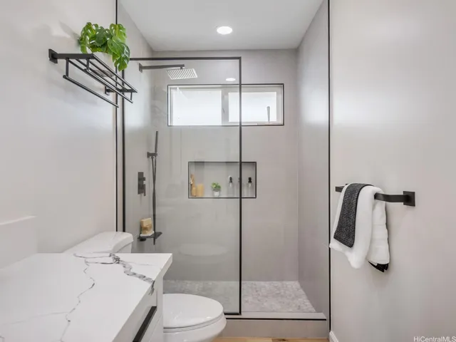 $1,325,000 | 855 Kainoa Place, Honolulu, HI 96821