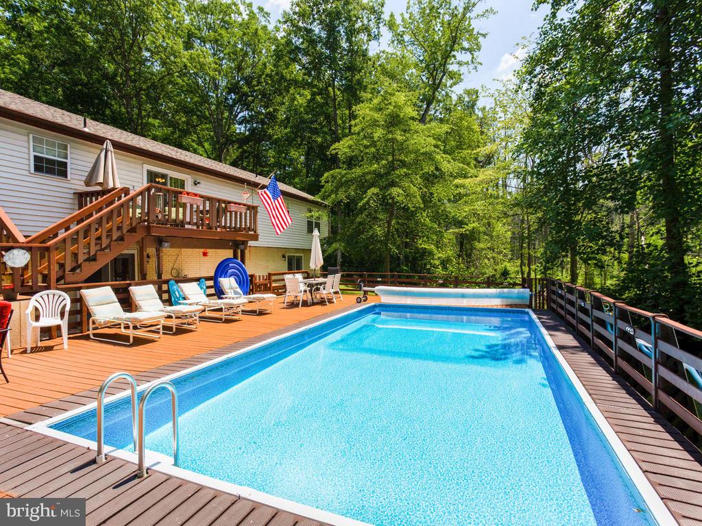 5040 Hardesty Road Sunderland, MD 20689 - Photo 37 of 44 Pool