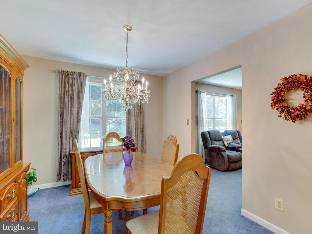 5040 Hardesty Road Sunderland, MD 20689 - Photo 10 of 44 Dining room