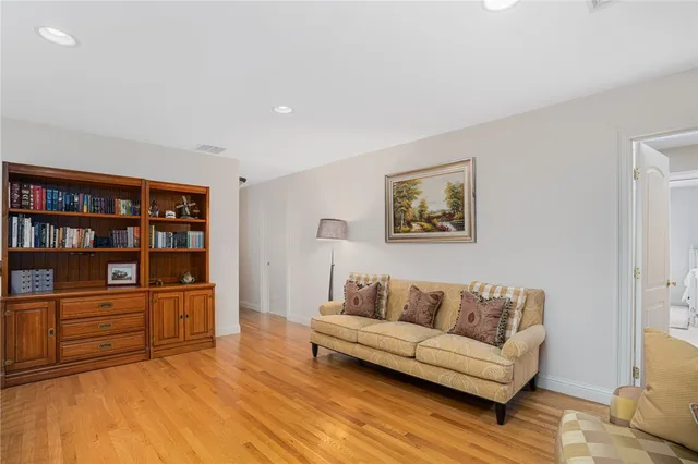 $1,499,000 | 20 Bailey Boulevard, East Greenwich, RI 02818