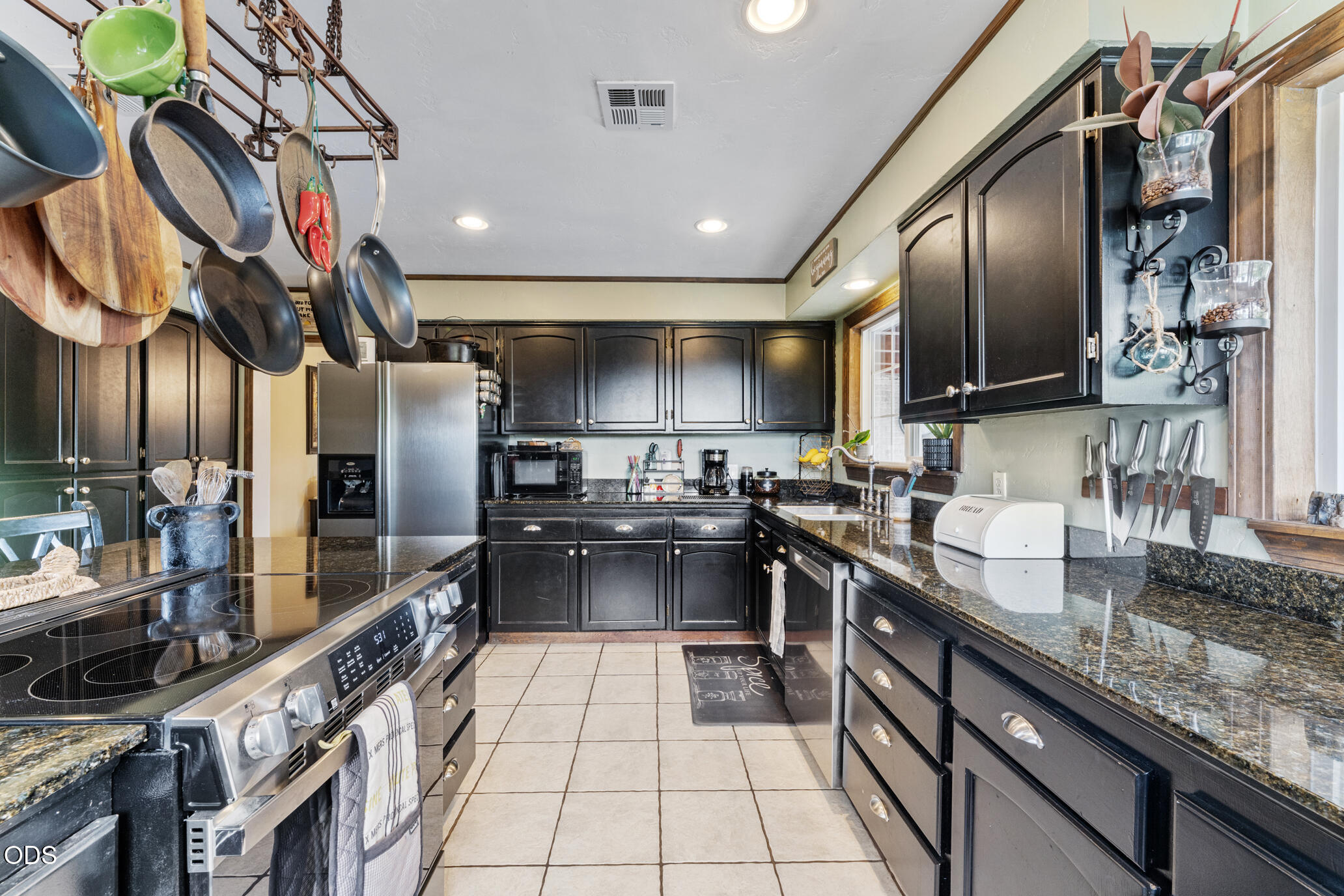2622 Eric Avenue Central Point, OR 97502 - Photo 31 of 63