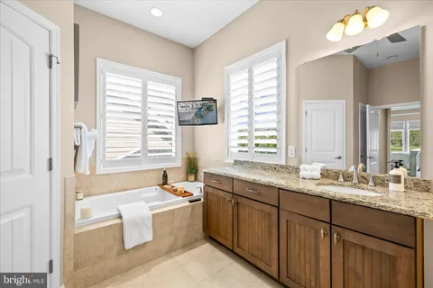 $1,325,000 | 33292 Marina Bay Circle, Millsboro, DE 19966
