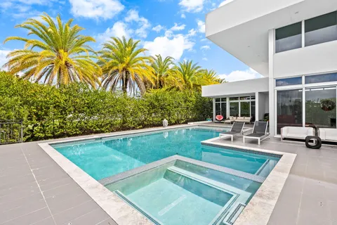$3,200,000 | 16758 Natures Way, Weston, FL 33326