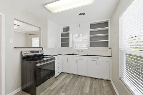 $2,150 | 4108 Locke Avenue, Fort Worth, TX 76107