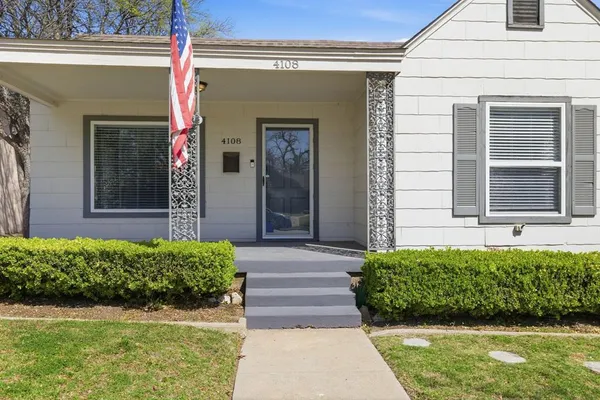 $2,150 | 4108 Locke Avenue, Fort Worth, TX 76107