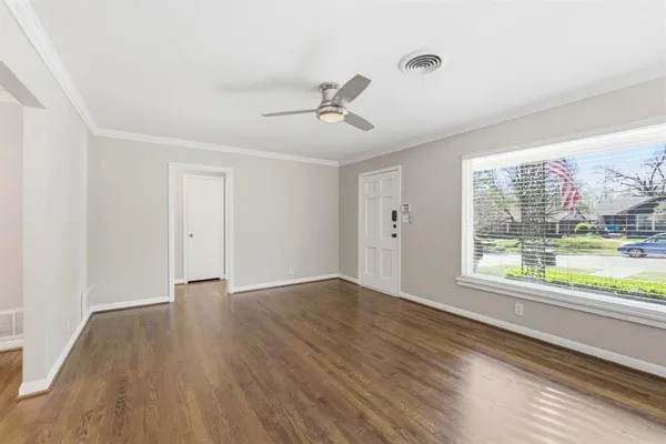 $2,150 | 4108 Locke Avenue, Fort Worth, TX 76107