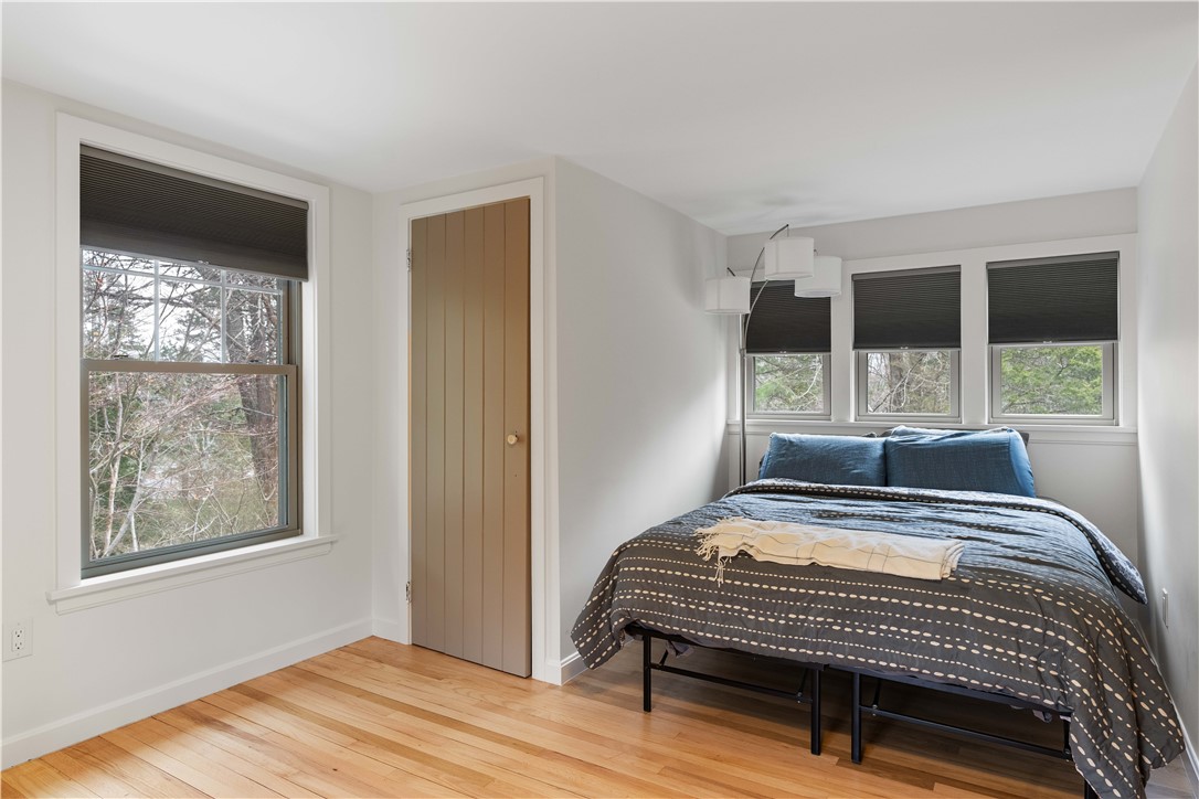 429 Howland Road East Greenwich, RI 02818 - Photo 7 of 33 Second floor bedroom
