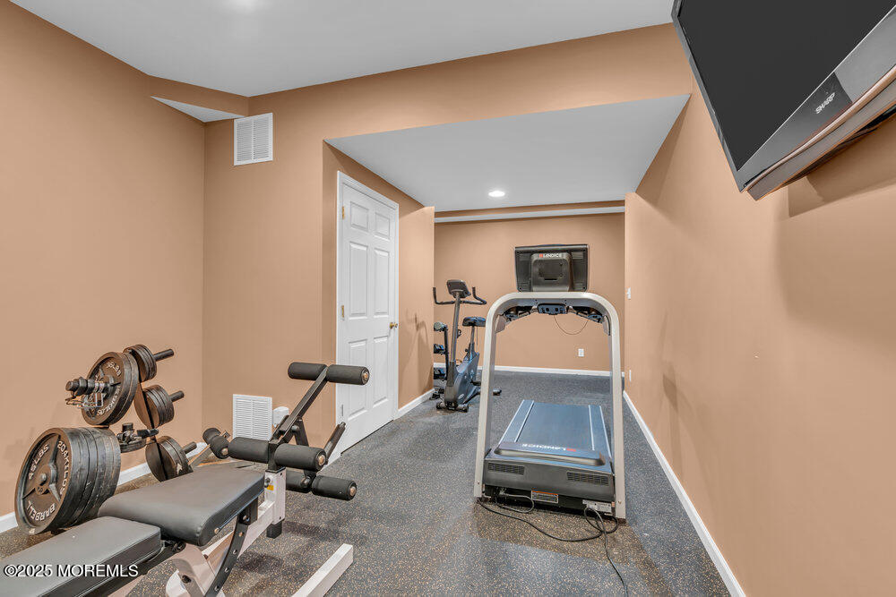 12 Emily Road Manalapan, NJ 07726 - Photo 60 of 84 024_dsc04796_971