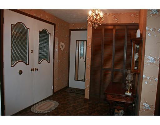 2910 Alameda Springfield, OH 45503 - Photo 2 of 15