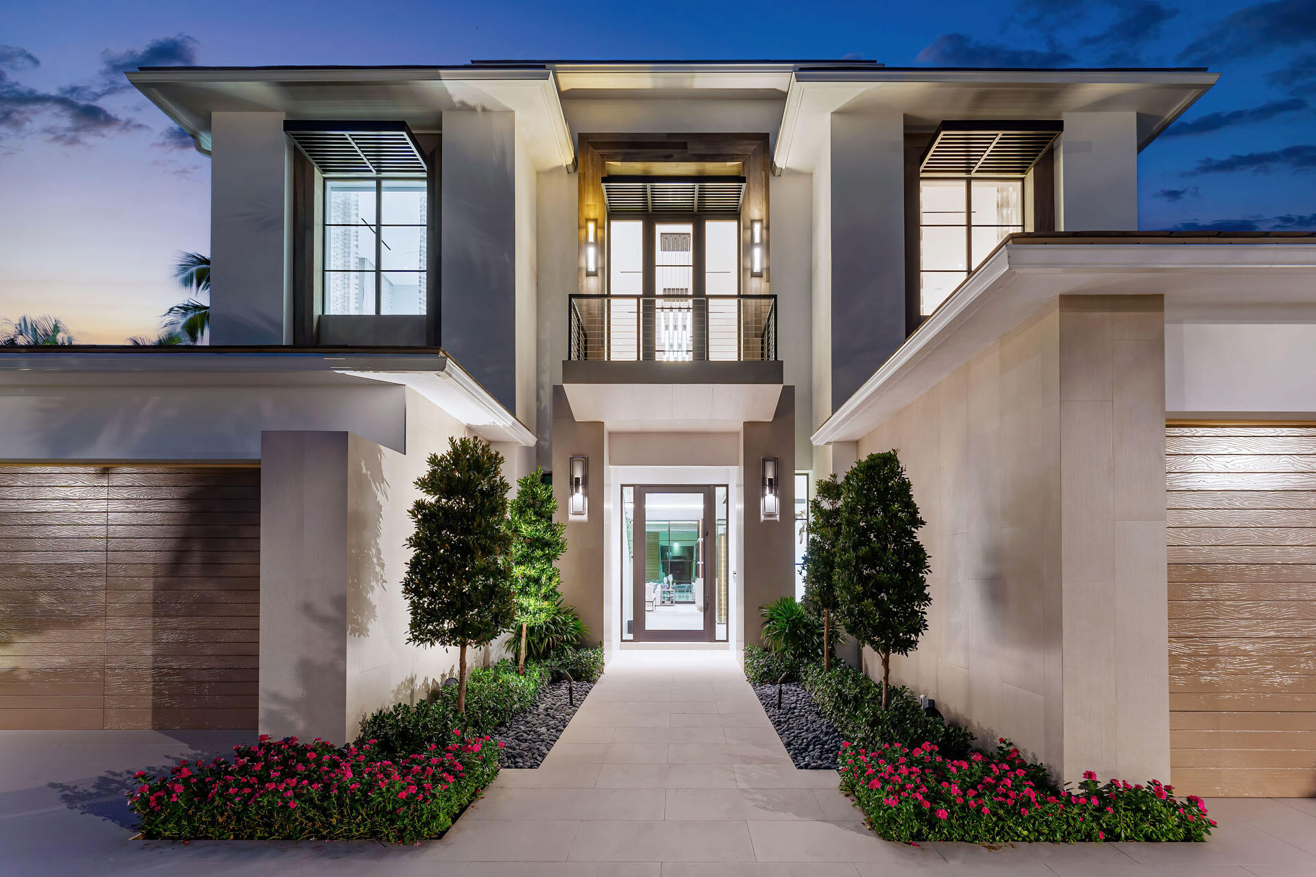 471 Royal Palm Way Boca Raton, FL 33432 - Photo 6 of 74 471_Royal_Palm_Way_Dusk_04