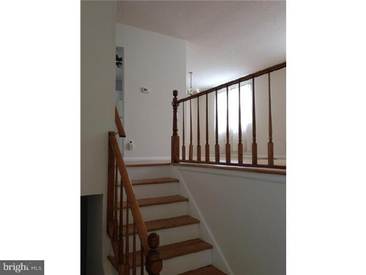 775 Sterling Road Woodbury, NJ 08096 - Photo 3 of 21 Gallery Image 3