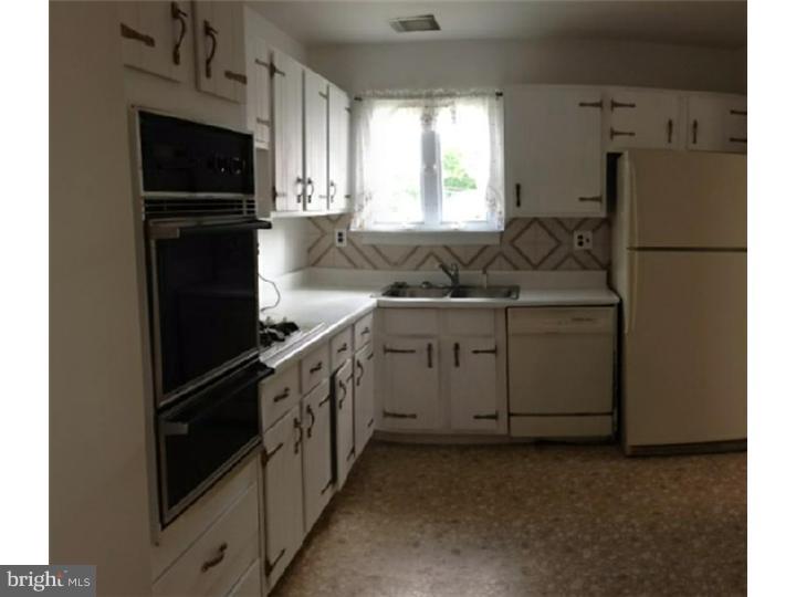 775 Sterling Road Woodbury, NJ 08096 - Photo 6 of 21 Gallery Image 6