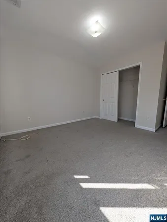 $3,200 | 226 Newark Avenue, Unit 2, Lyndhurst, NJ 07071