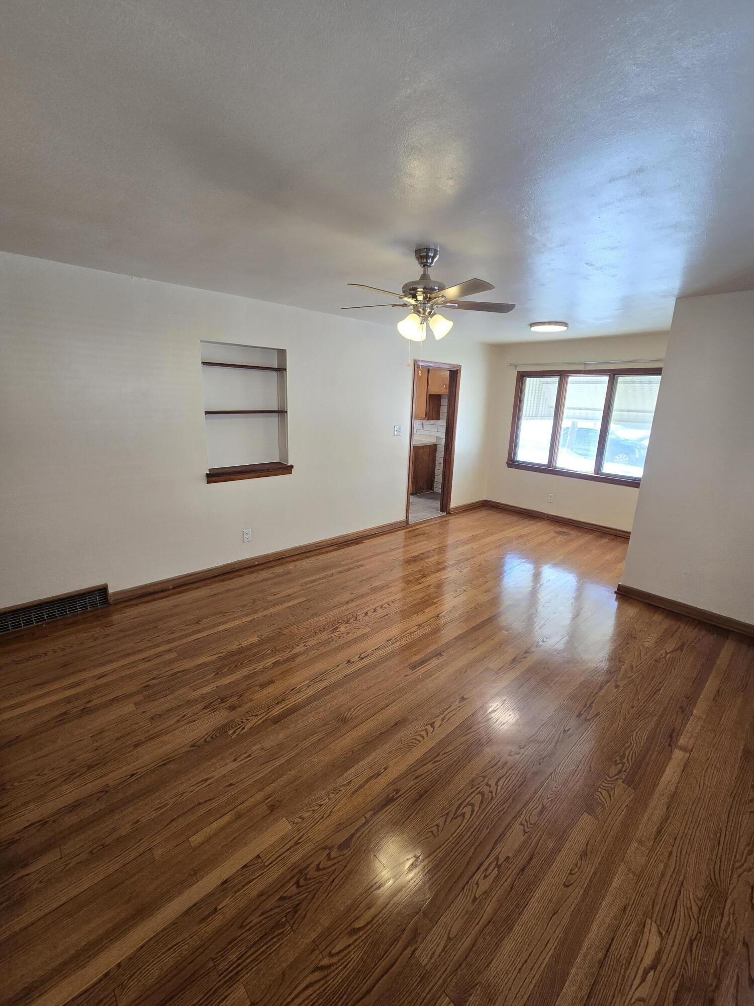 4316 North 73rd Street Milwaukee, WI 53216 - Photo 3 of 21 20251216_125443