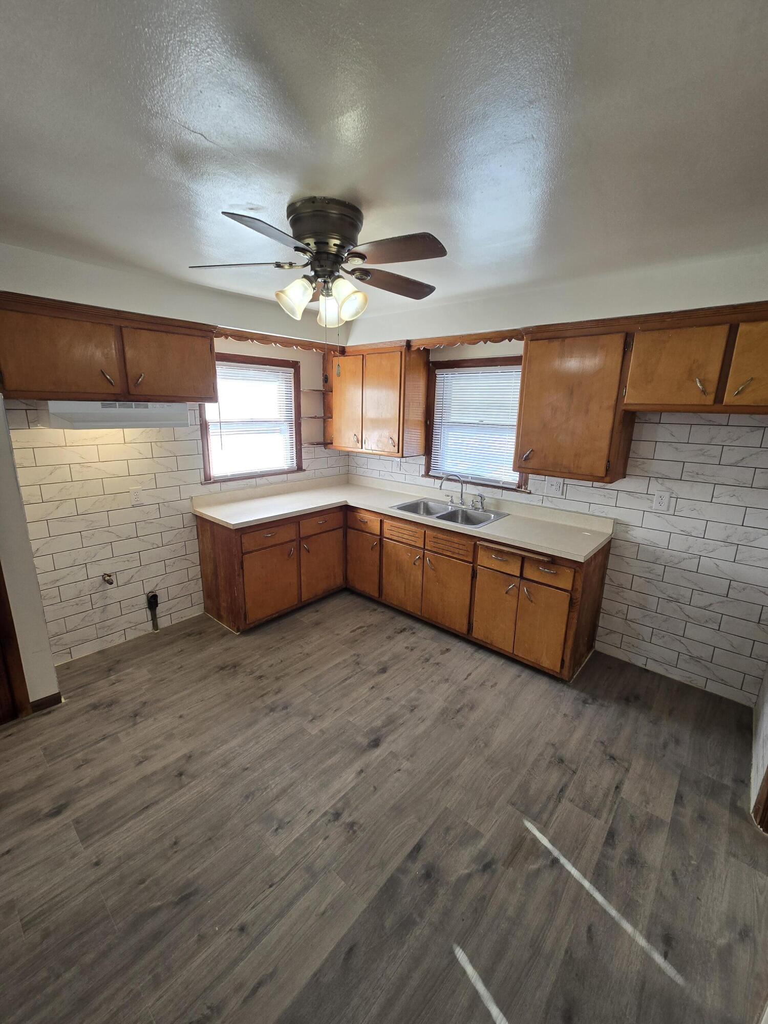 4316 North 73rd Street Milwaukee, WI 53216 - Photo 6 of 21 20251216_125247