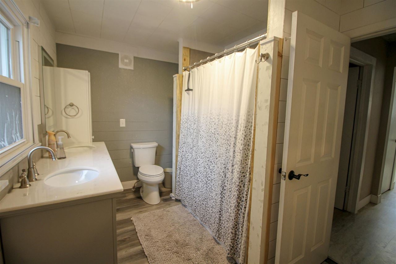 308 Water Street Center Point, IA 52213 - Photo 18 of 33 Gallery Image 18