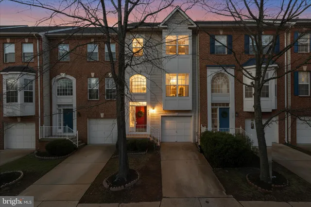 $699,990 | 4126 Grover Glen Court, Fairfax, VA 22030