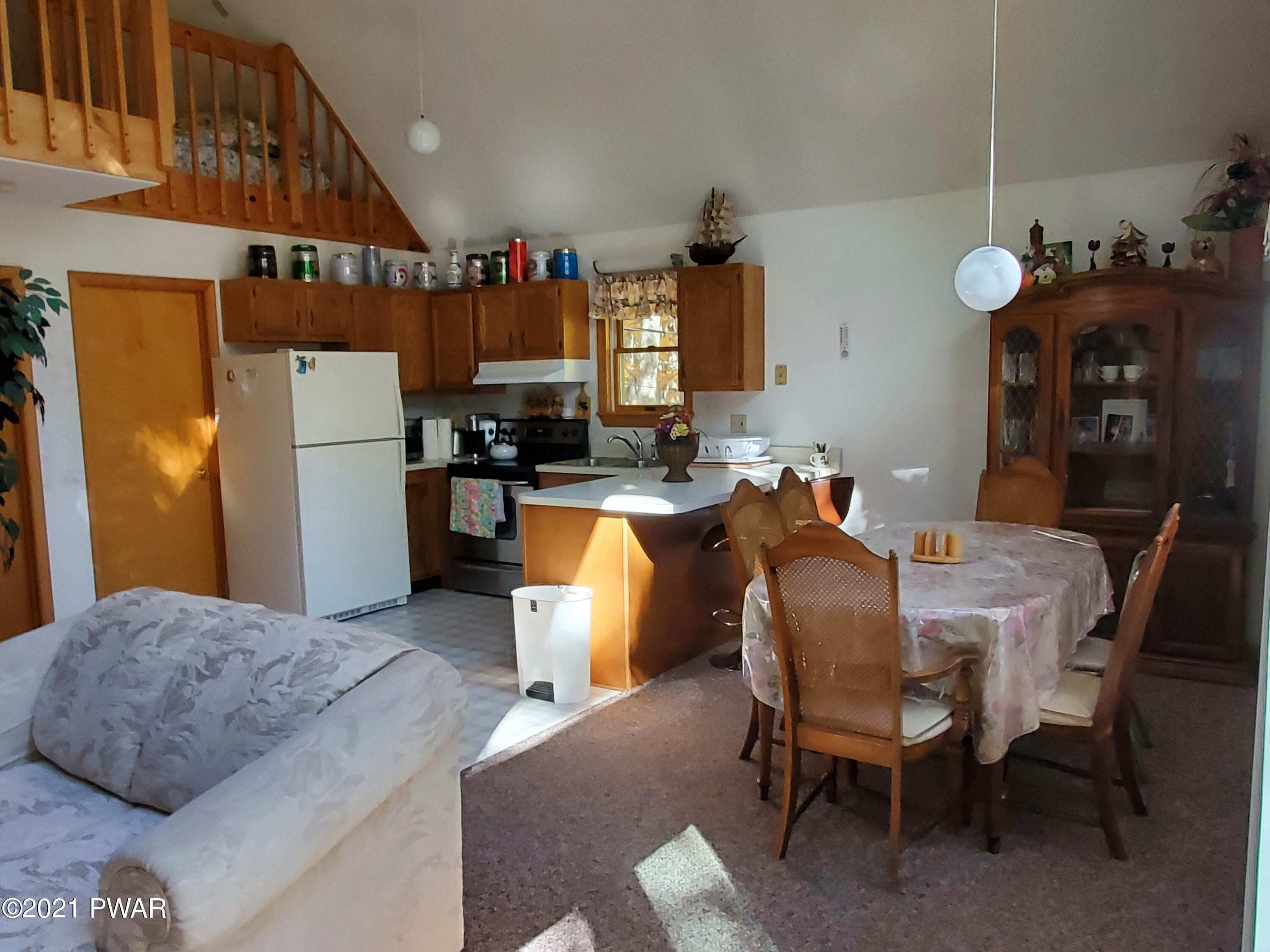 189 Forest Ridge Drive Hawley, PA 18428 - Photo 13 of 84 Kitchen-Dining