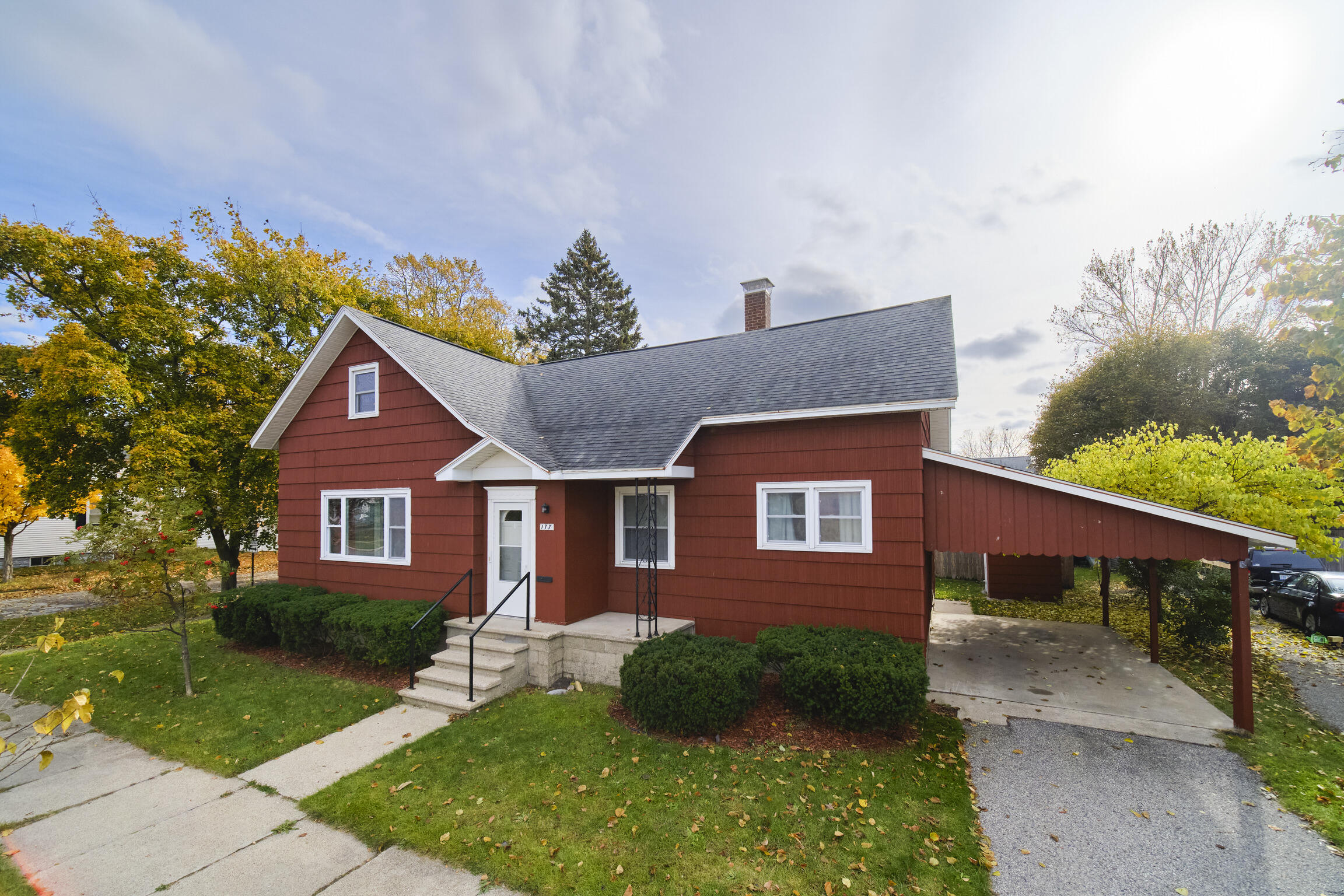 177 8th Street Manistee, MI 49660 - Photo 1 of 42 Front of Home