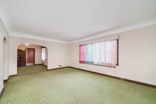 $179,900 | 177 8th Street, Manistee, MI 49660