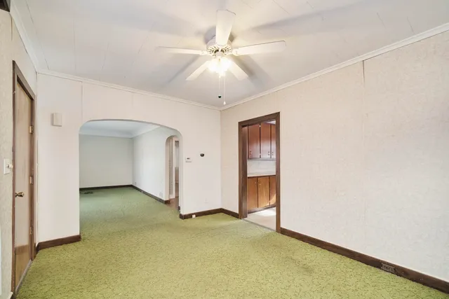 $179,900 | 177 8th Street, Manistee, MI 49660