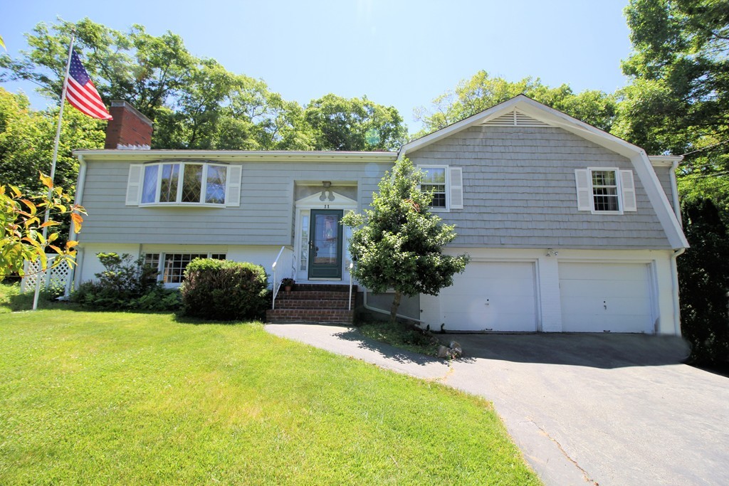 11 Ryan Road Gloucester, MA 01930 - Photo 1 of 18 Gallery Image 1