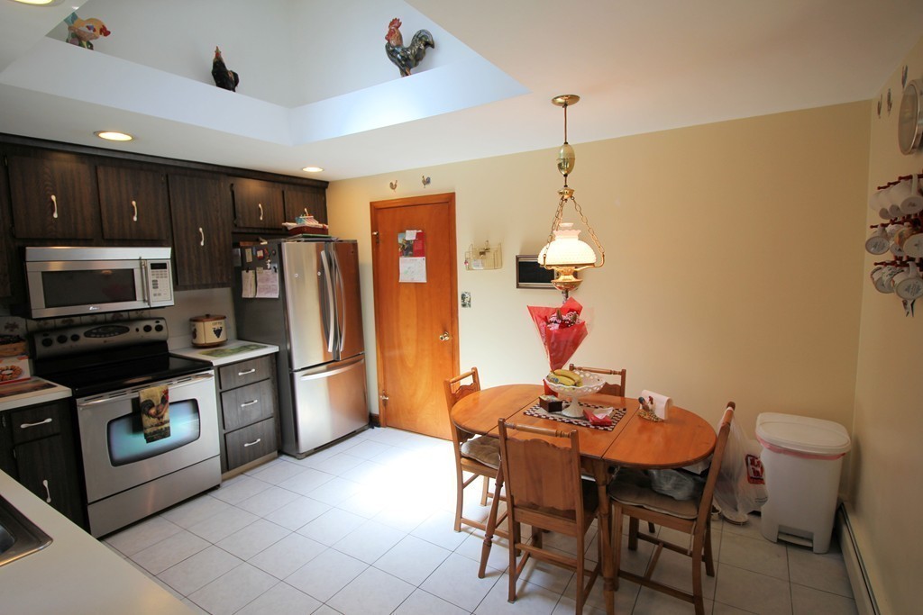 11 Ryan Road Gloucester, MA 01930 - Photo 7 of 18 Gallery Image 7