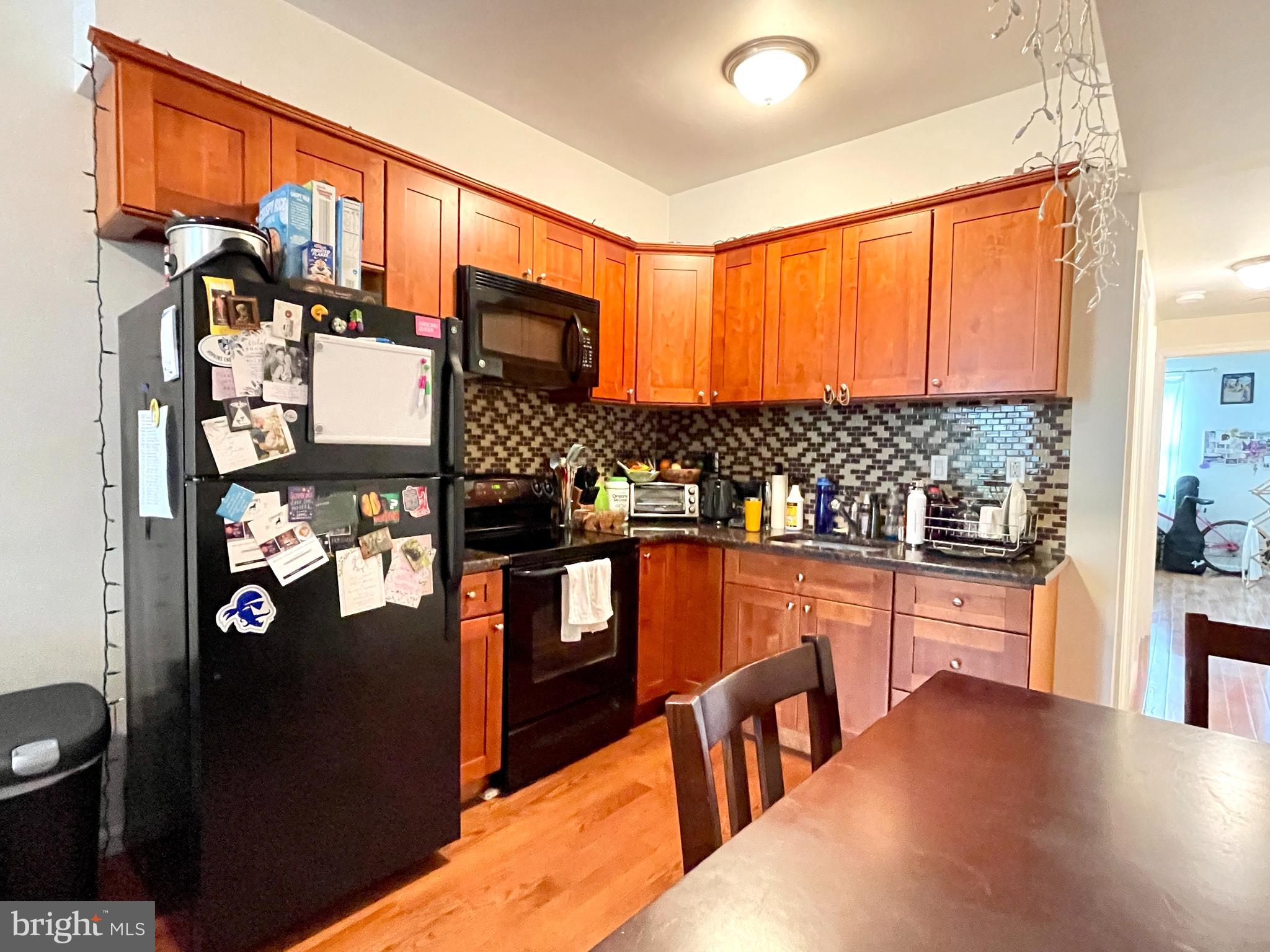 1131 Green Street, Unit 2 Philadelphia, PA 19123 - Photo 10 of 18