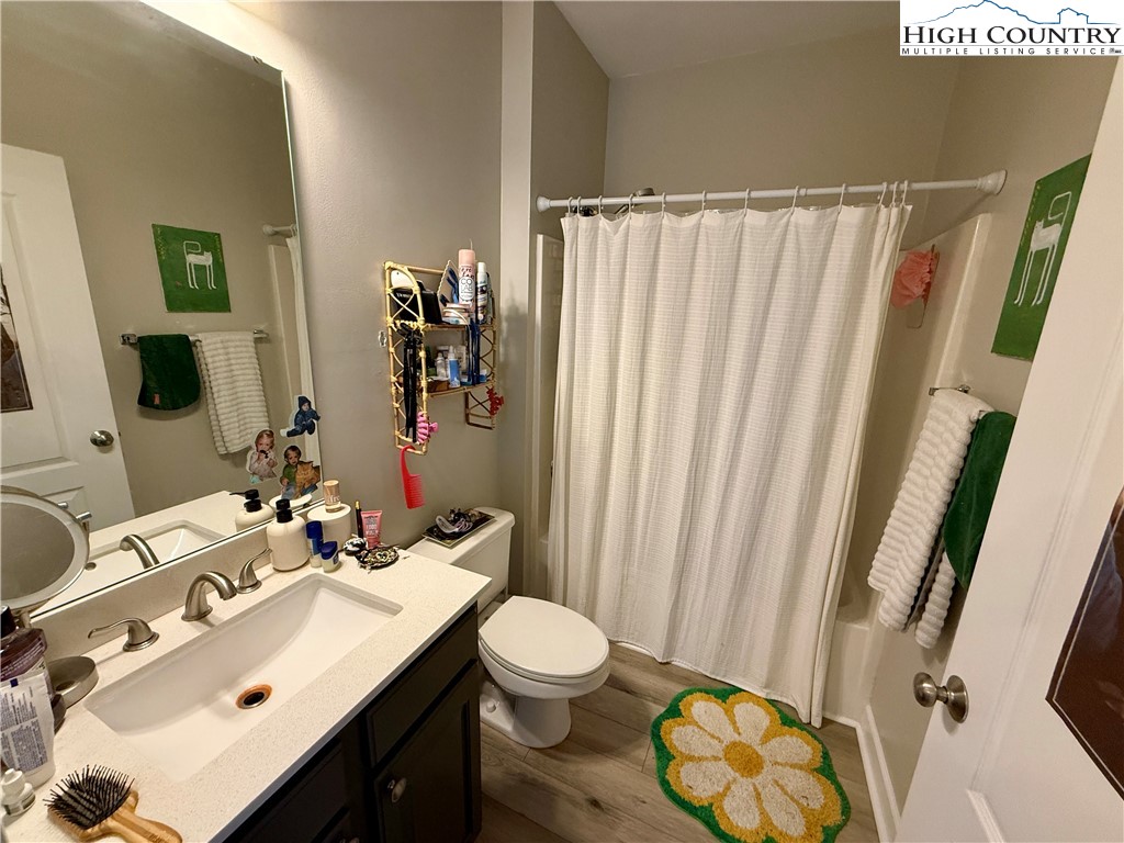 188 Cecil Miller Road, Unit 203 Boone, NC 28607 - Photo 19 of 26 Gallery Image 19