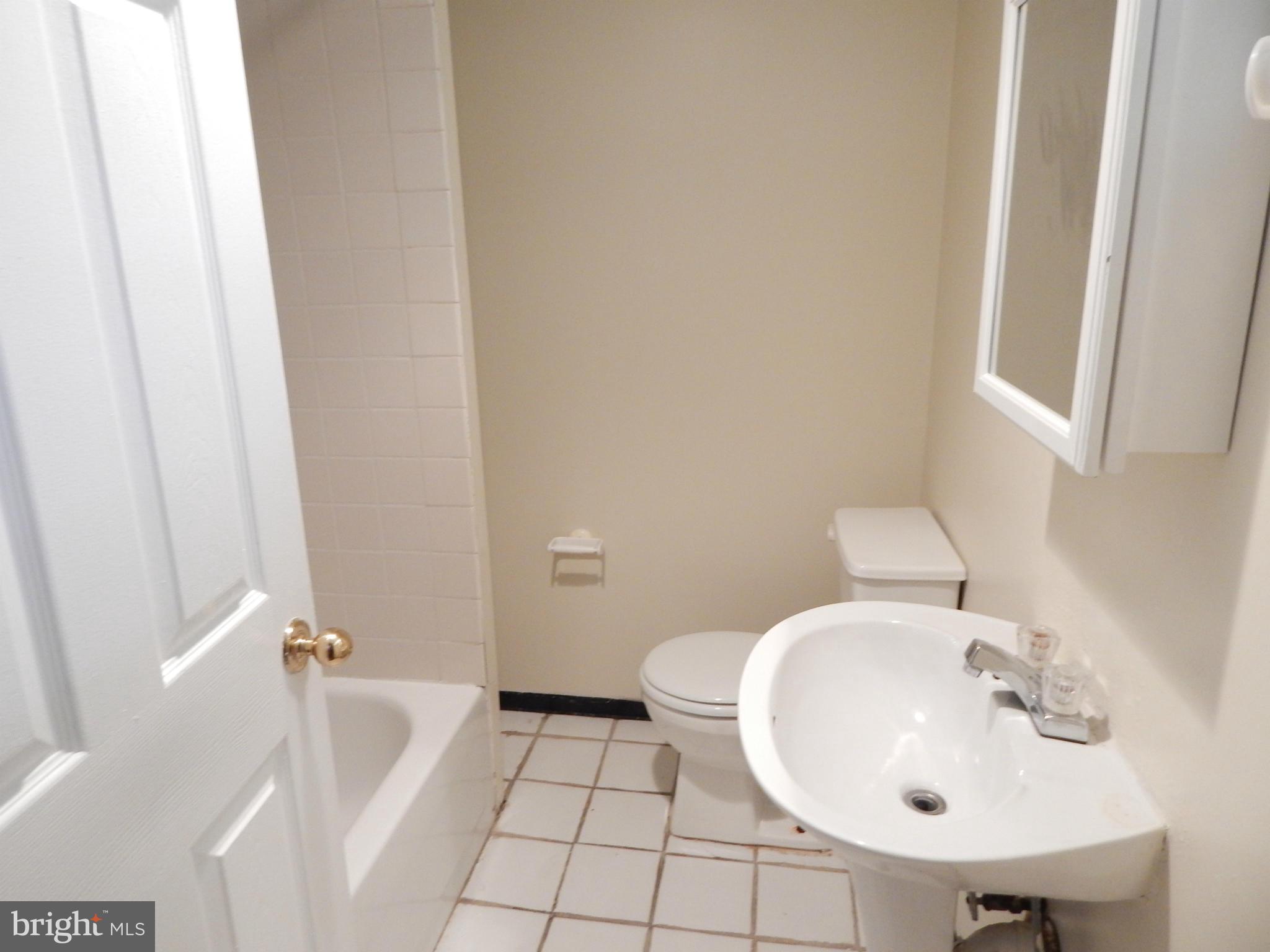503 Park Road Northwest Washington, DC 20010 - Photo 17 of 28 Bath