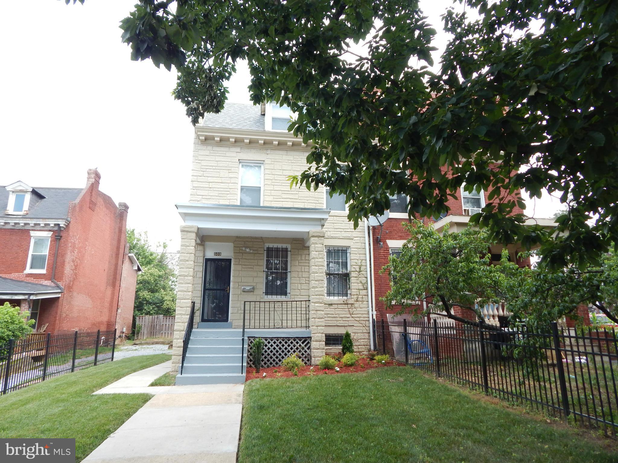 503 Park Road Northwest Washington, DC 20010 - Photo 3 of 28 Exterior (Front)
