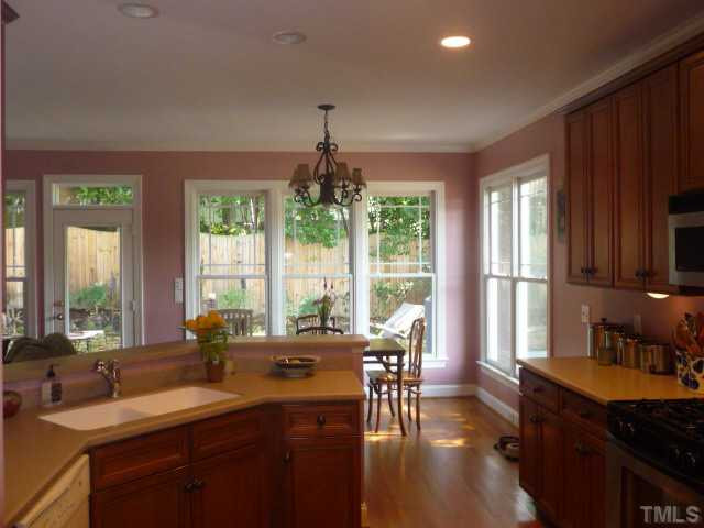 541 Pace Street Raleigh, NC 27604 - Photo 4 of 12 Breakfast Area