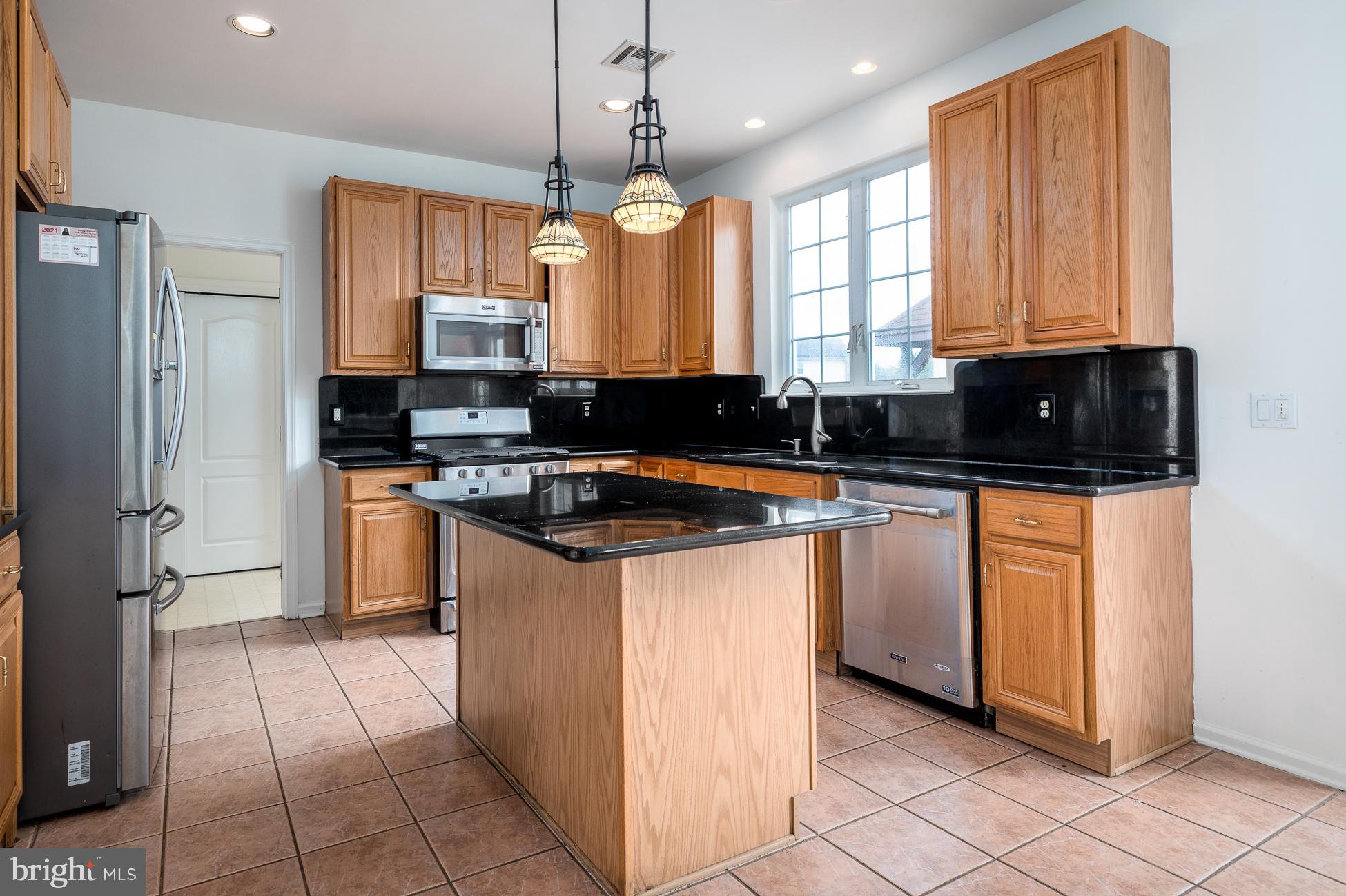 36 Pierce Road East Windsor, NJ 08520 - Photo 14 of 38 Gallery Image 14