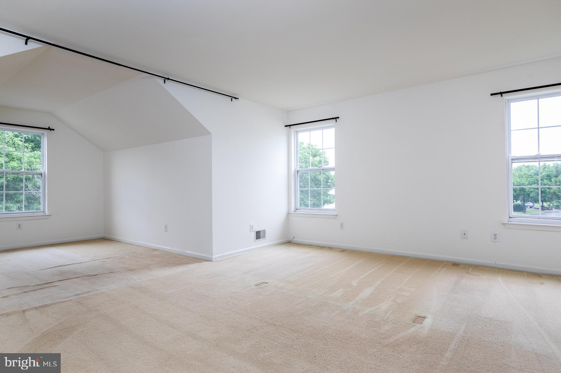 36 Pierce Road East Windsor, NJ 08520 - Photo 21 of 38 Gallery Image 21