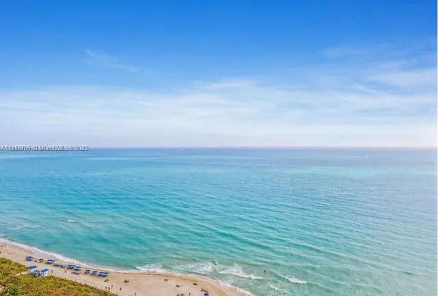 $5,500 | 6301 Collins Avenue, Unit 1606, Miami Beach, FL 33141