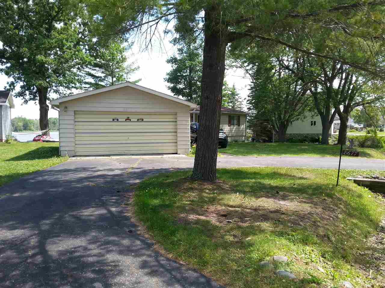 8677 Kokosing Road Hale, MI 48739 - Photo 11 of 57 1849098-10.JPG