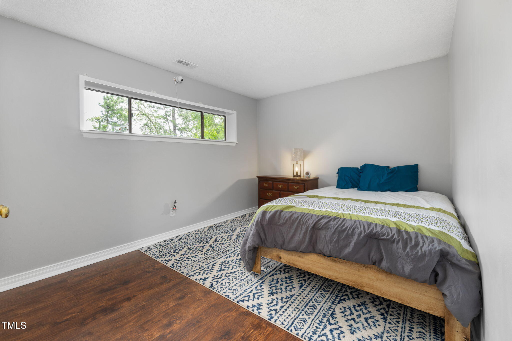 5102 Flint Ridge Place Raleigh, NC 27609 - Photo 17 of 26 19-web-or-mls-7K5A9321