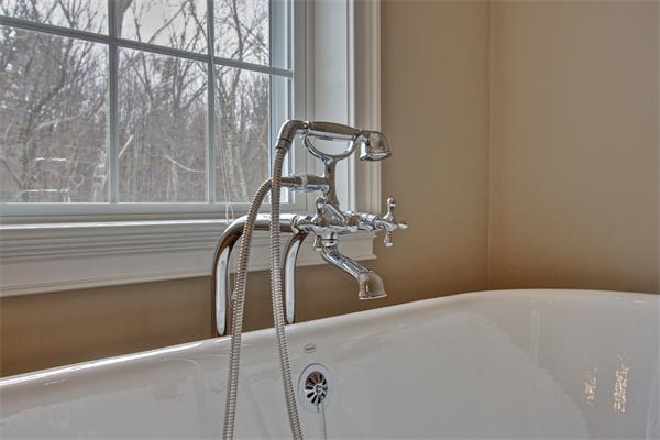 452 North Road Bedford, MA 01730 - Photo 8 of 8 Gallery Image 8