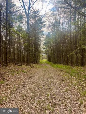 $289,000 | 654 Edgewood Drive, Leeper, PA 16233