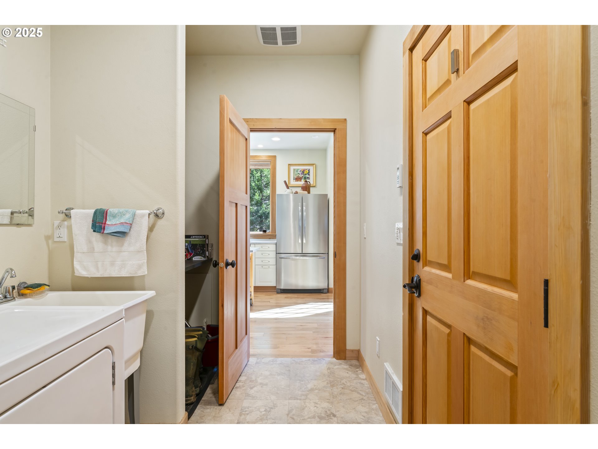 89797 Upper North Fork Road Florence, OR 97439 - Photo 17 of 43 Utility Room