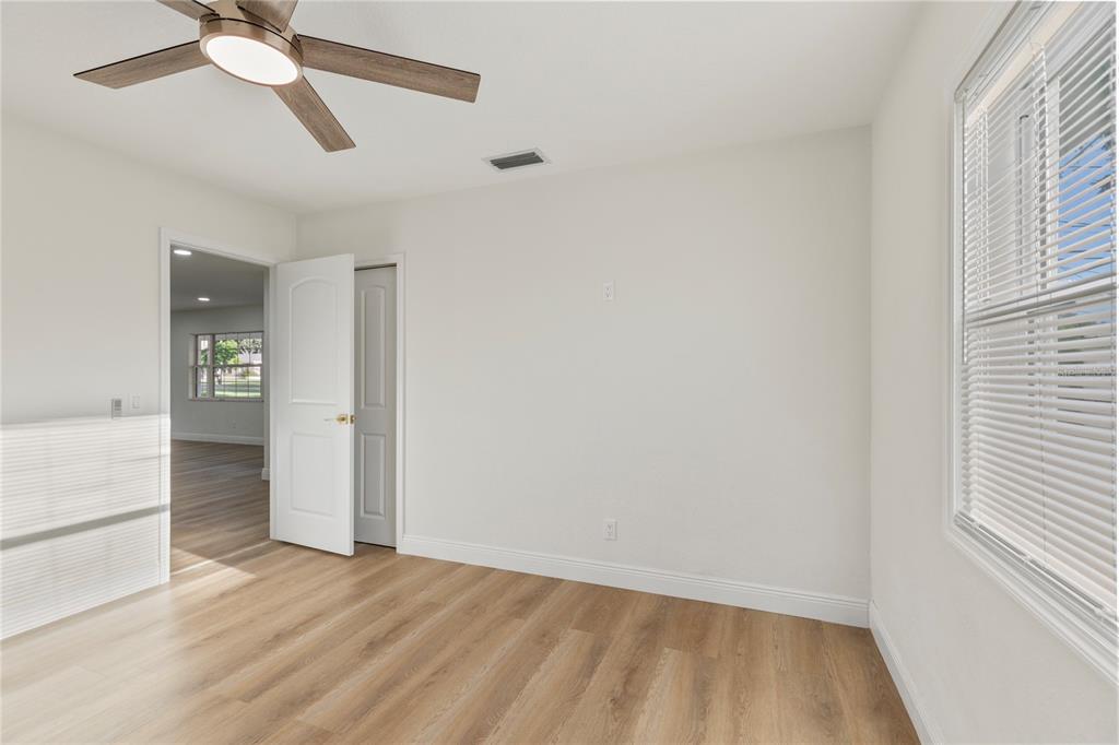 1732 Lakeview Road Clearwater, FL 33756 - Photo 20 of 38 Gallery Image 20