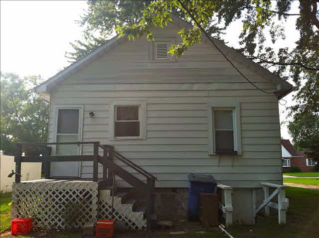 2350 Vivian Road Monroe, MI 48162 - Photo 7 of 9 Back of Property