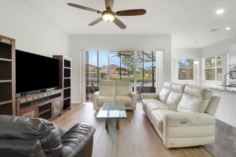$550,000 | 7077 Copperfield Circle, Lake Worth, FL 33467